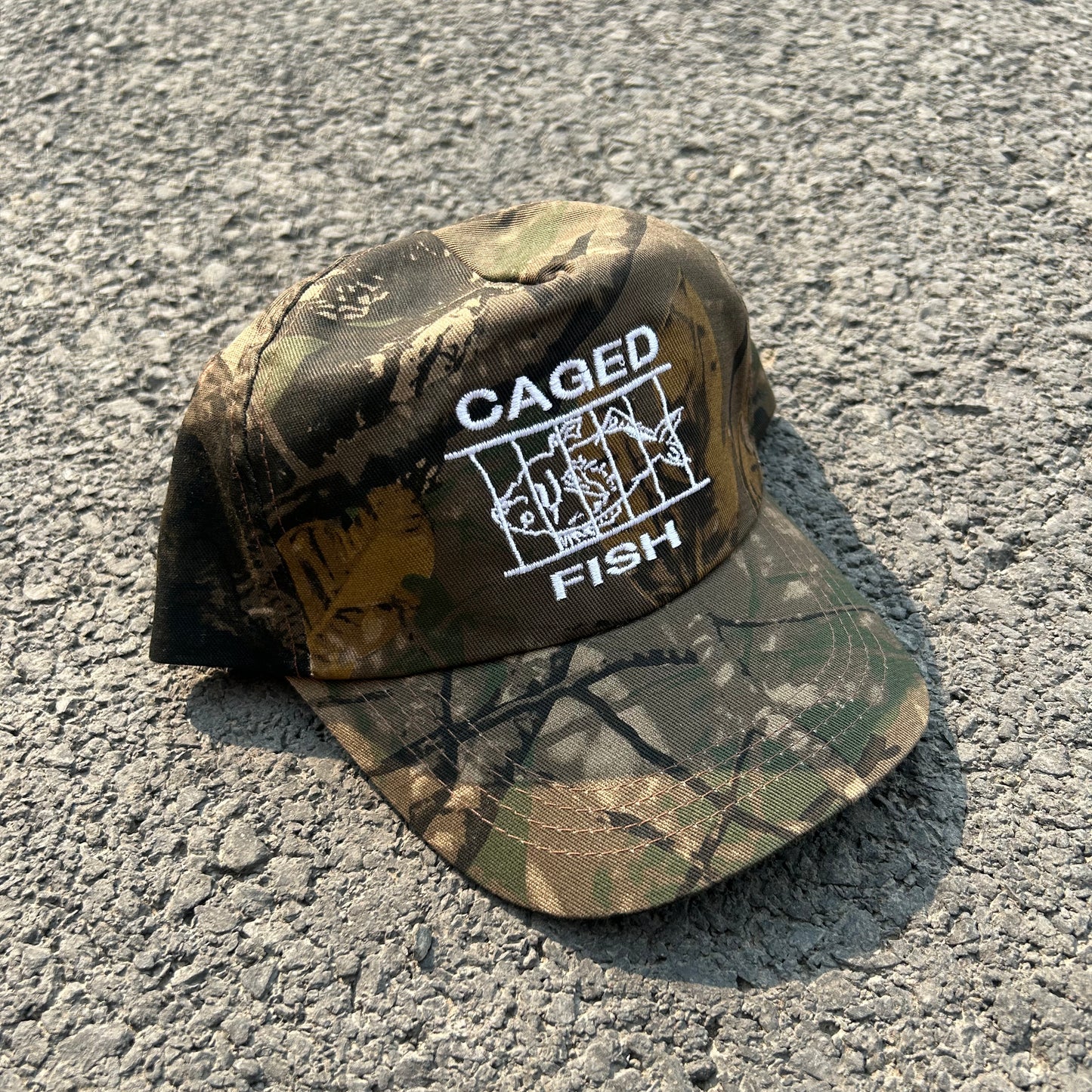 LEAF CAMO HAT
